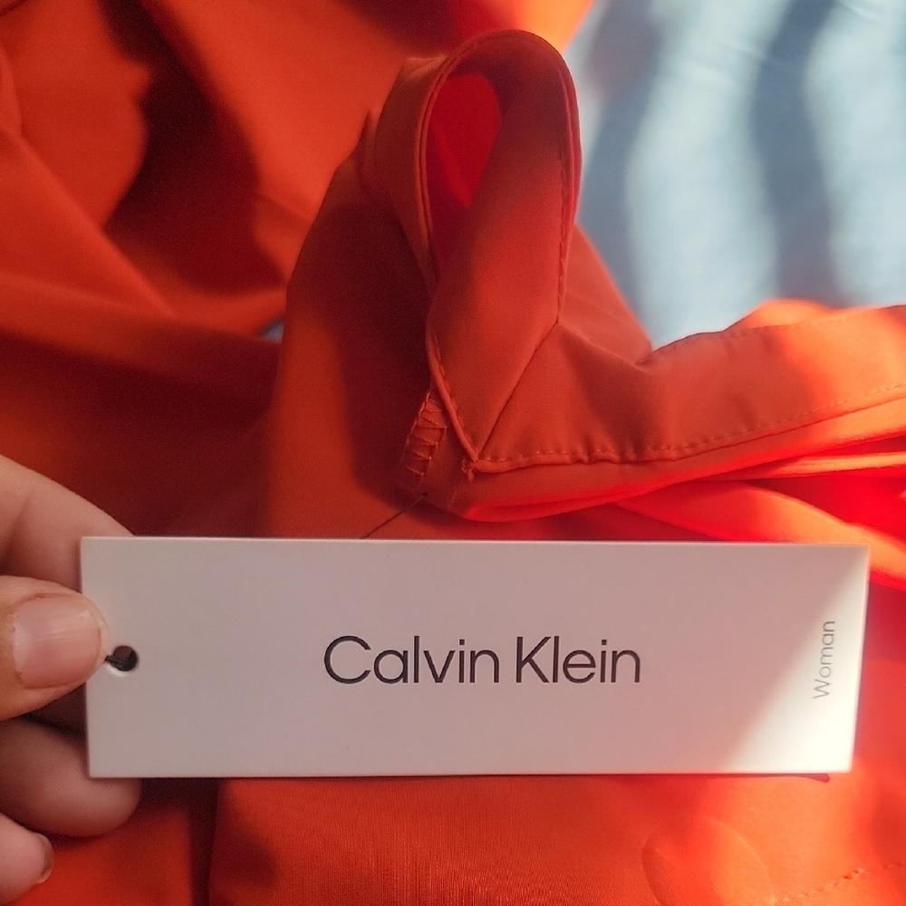 Calvin Klein
Women's Drawstring-Shoulder Tiered Maxi Dress ORANGE/RED - Picture 7 of 7